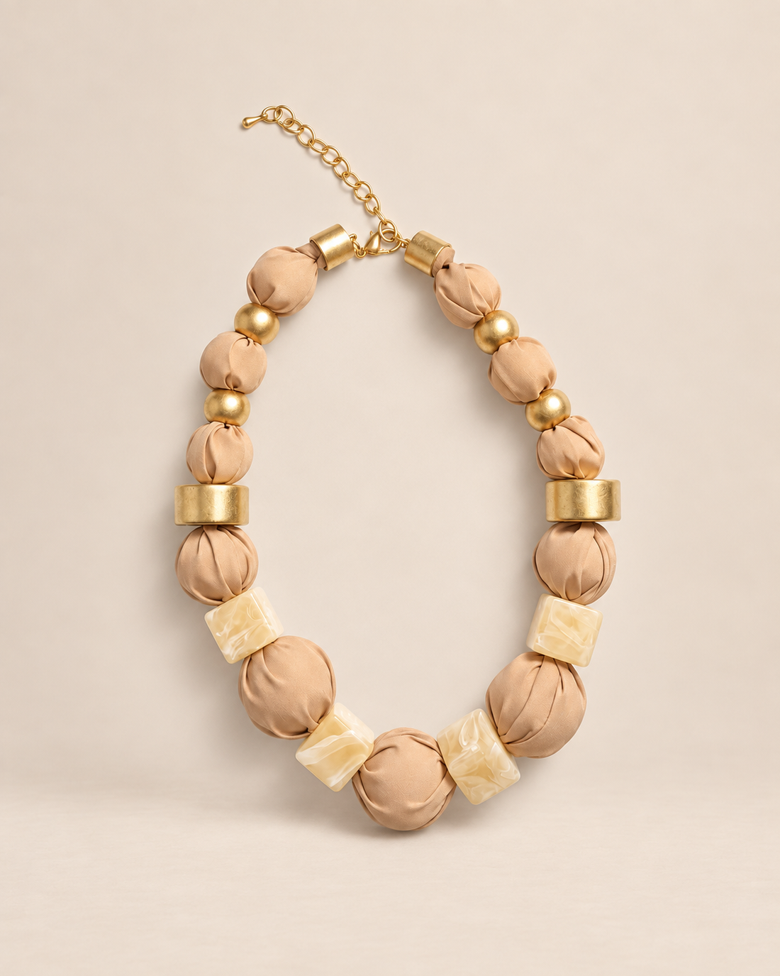 Cashmere Cloud Chunky Collar