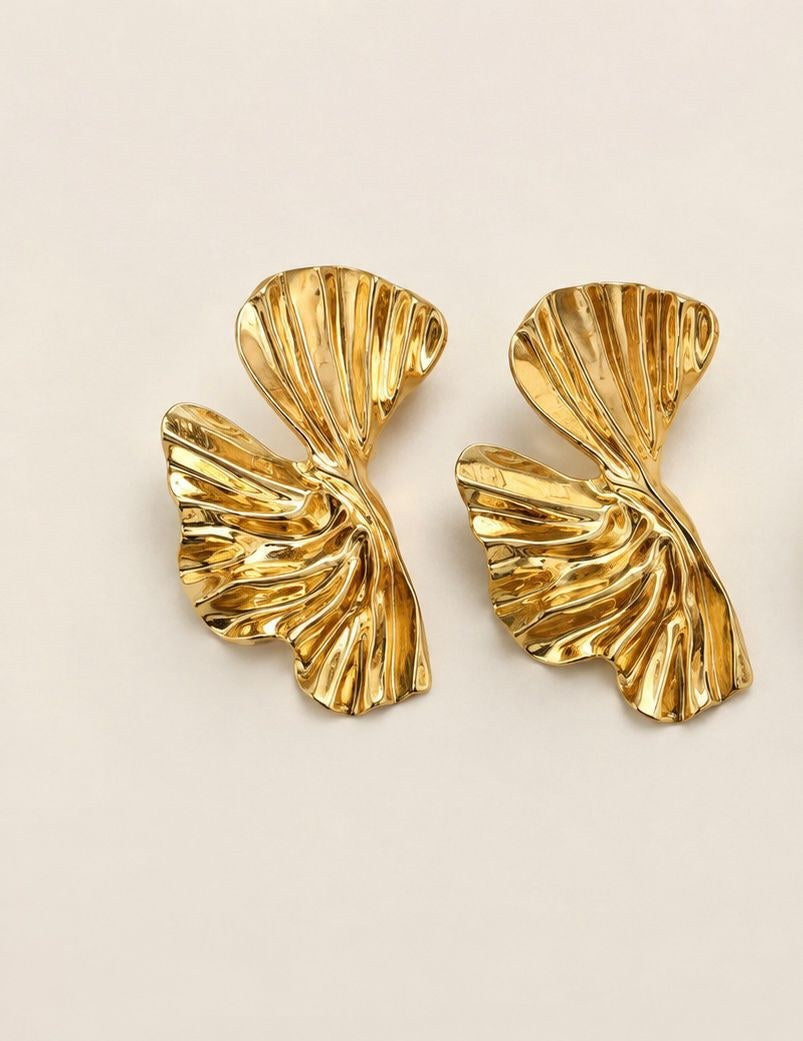 Gold textured stud earrings