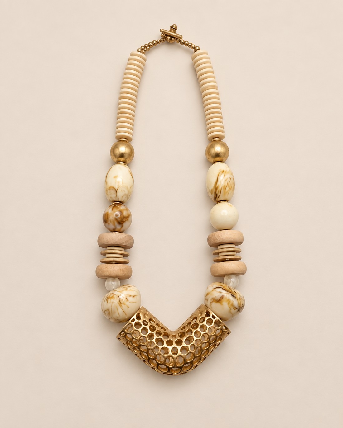 Architectural Cream &amp; Gold Mesh Collar